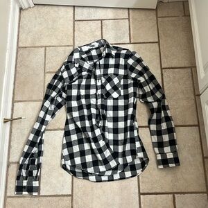 Men’s black and white flannel